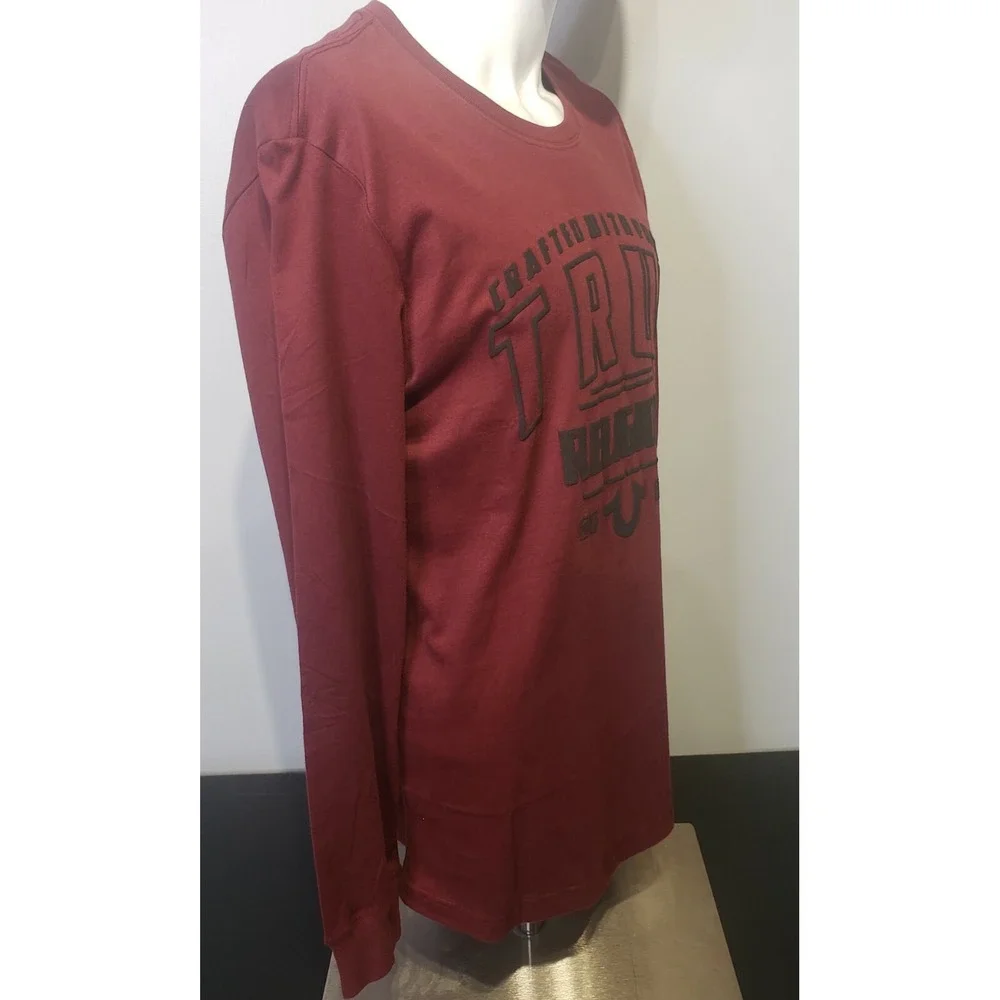True Religion Mens Sz Medium CWP Crew Longsleeve Basic Lt Sweatshirt Logo Wine‎